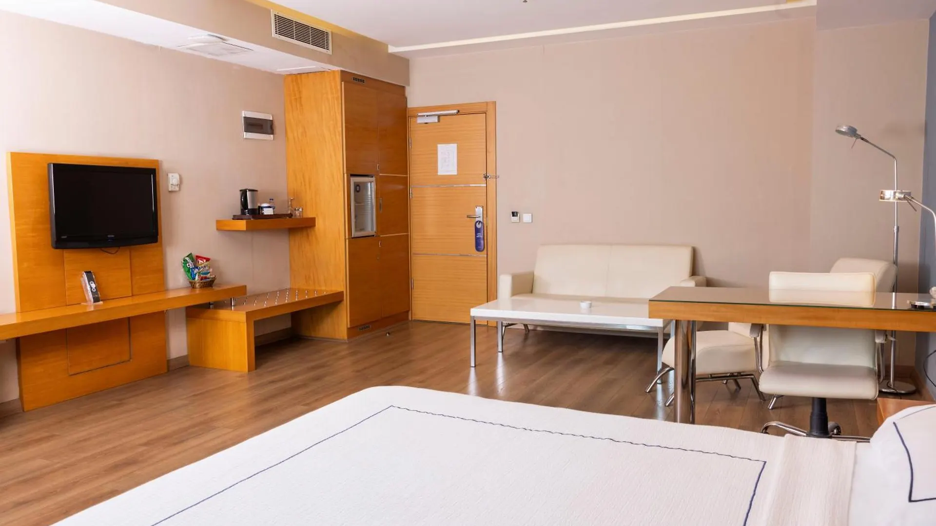 איזמיר Anemon Kent Cigli Otel